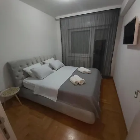 Lägenhet People's Banja Luka